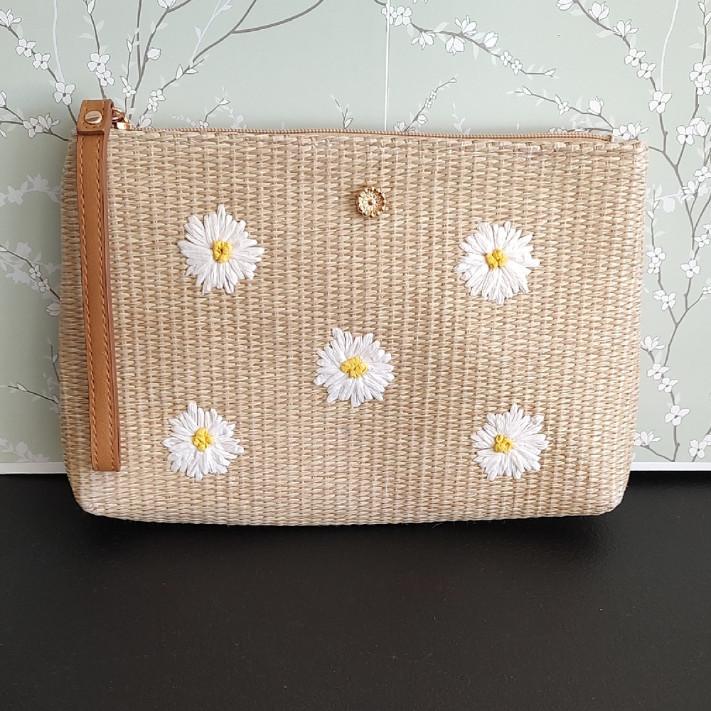 New Flower Lauren Conrad Clutch